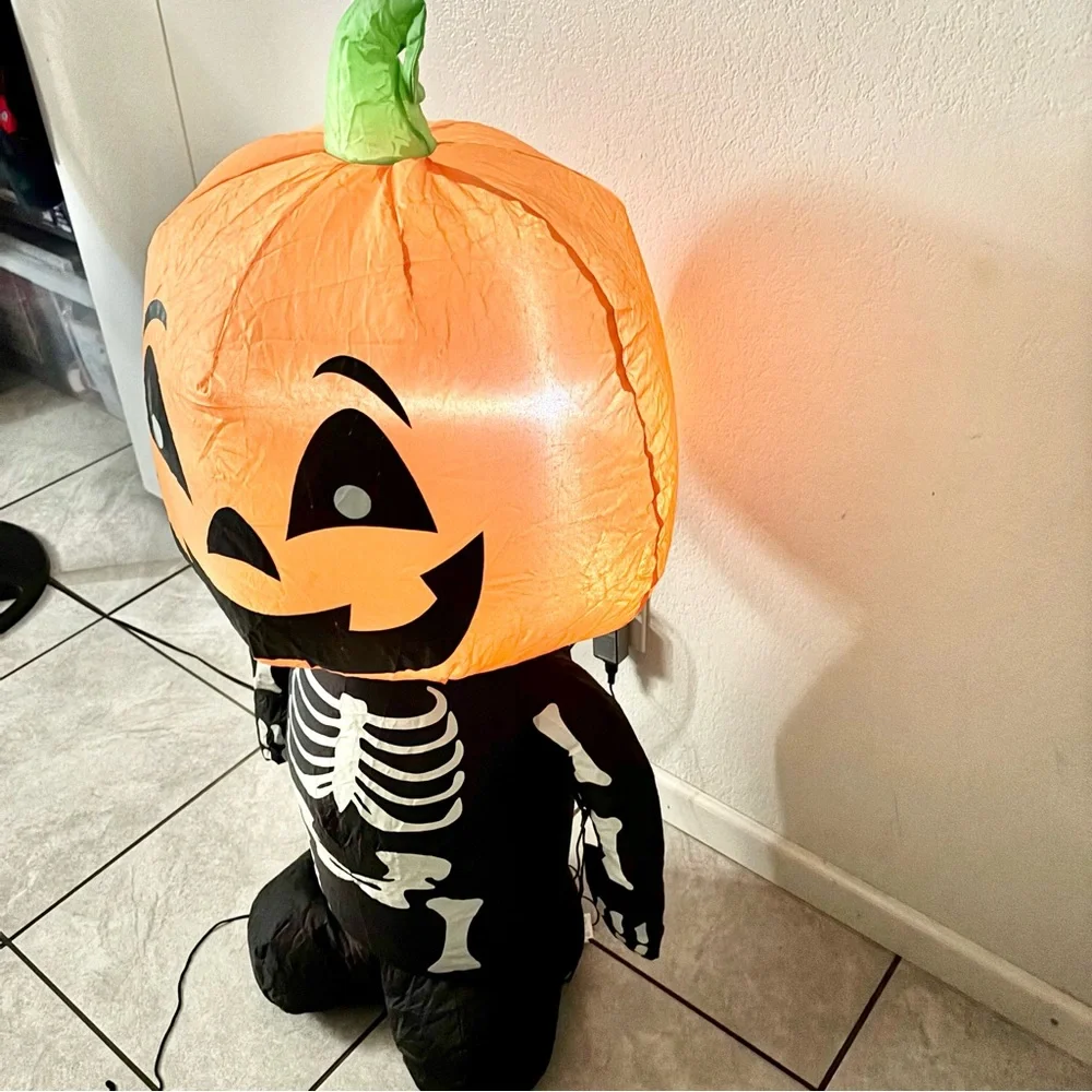 3.5ft. Gemmy Airblown Inflatable Happy Pumpkin Boy Skeleton Halloween Holiday‎